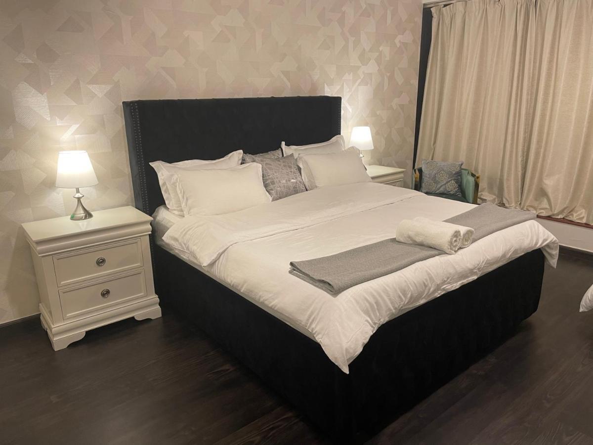 Usmans 1 Bedroom 4 Beds Jbr Huge Sea View 120 Sqm 2 Balconies 迪拜 外观 照片