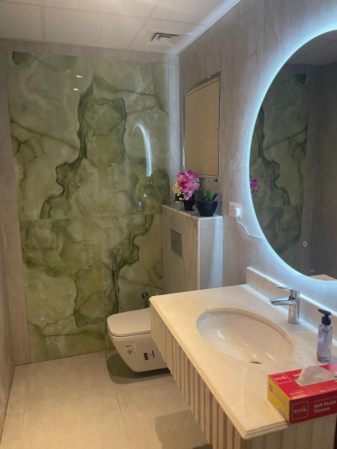 Usmans 1 Bedroom 4 Beds Jbr Huge Sea View 120 Sqm 2 Balconies 迪拜 外观 照片