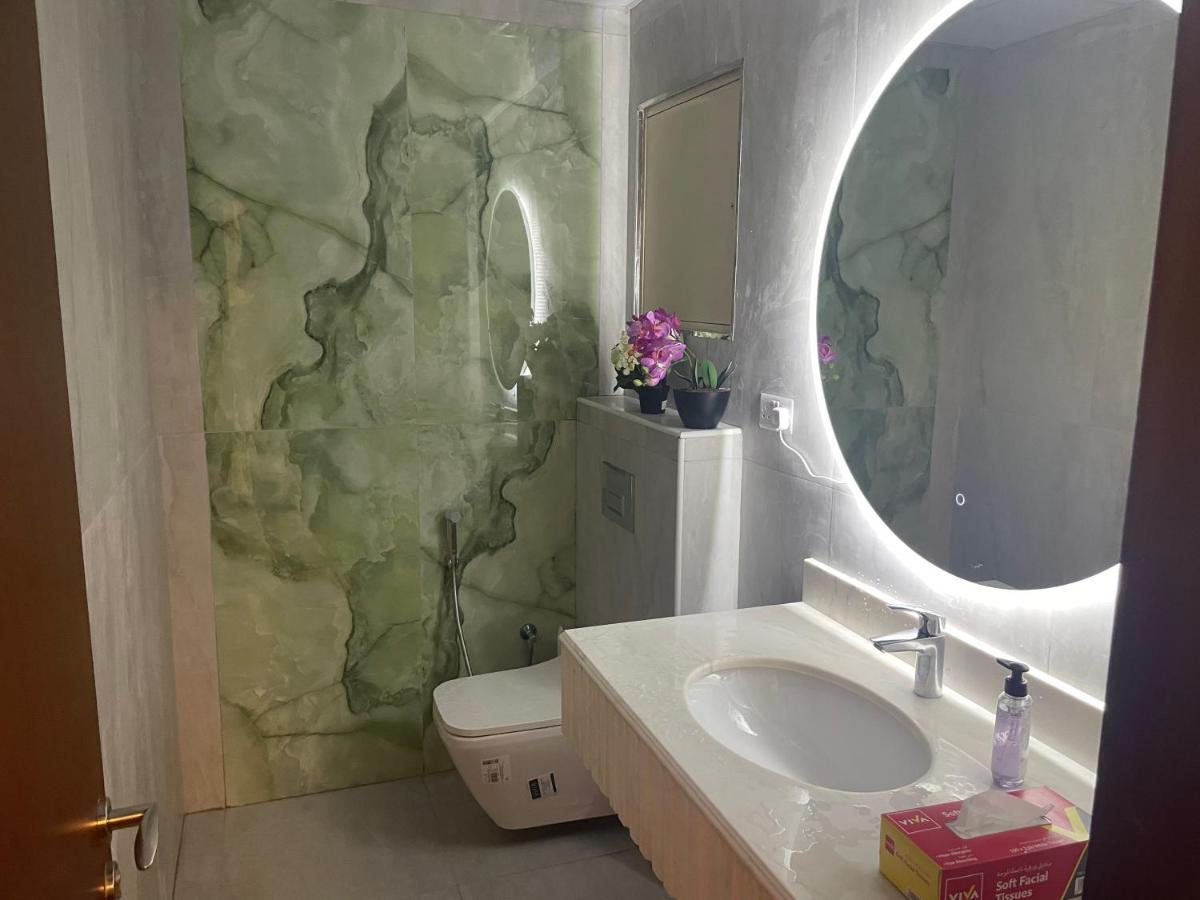 Usmans 1 Bedroom 4 Beds Jbr Huge Sea View 120 Sqm 2 Balconies 迪拜 外观 照片