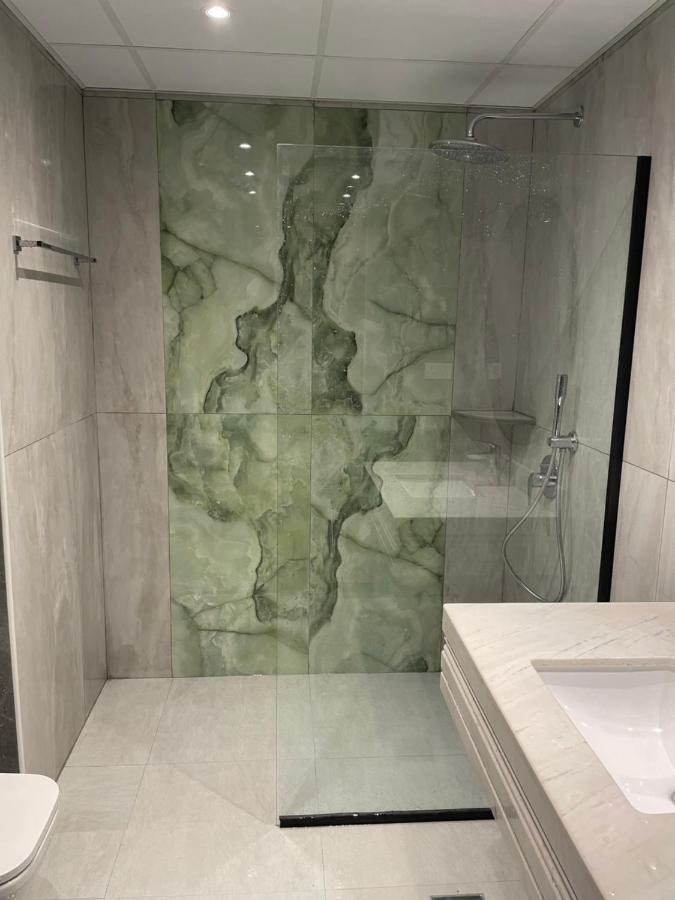 Usmans 1 Bedroom 4 Beds Jbr Huge Sea View 120 Sqm 2 Balconies 迪拜 外观 照片